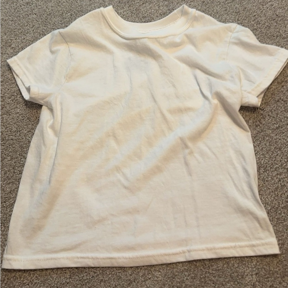 White crop top.